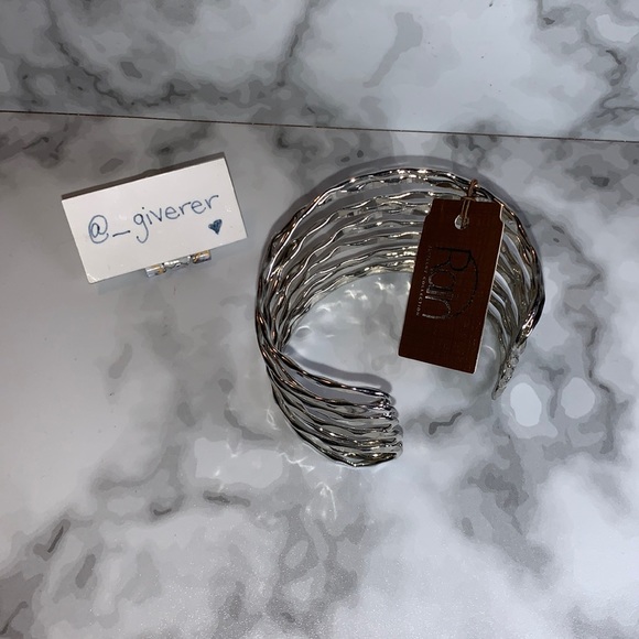 NWT Silver Adjustable Hammered Multi Bangle Cuff - Picture 3 of 10